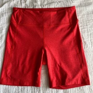 Outdoor Voices Flow 7’ biker shorts